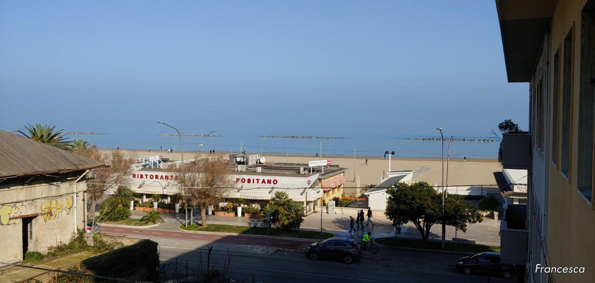 Casa Di Pipo - Appartamento Davanti Al Mare Pescara Dış mekan fotoğraf